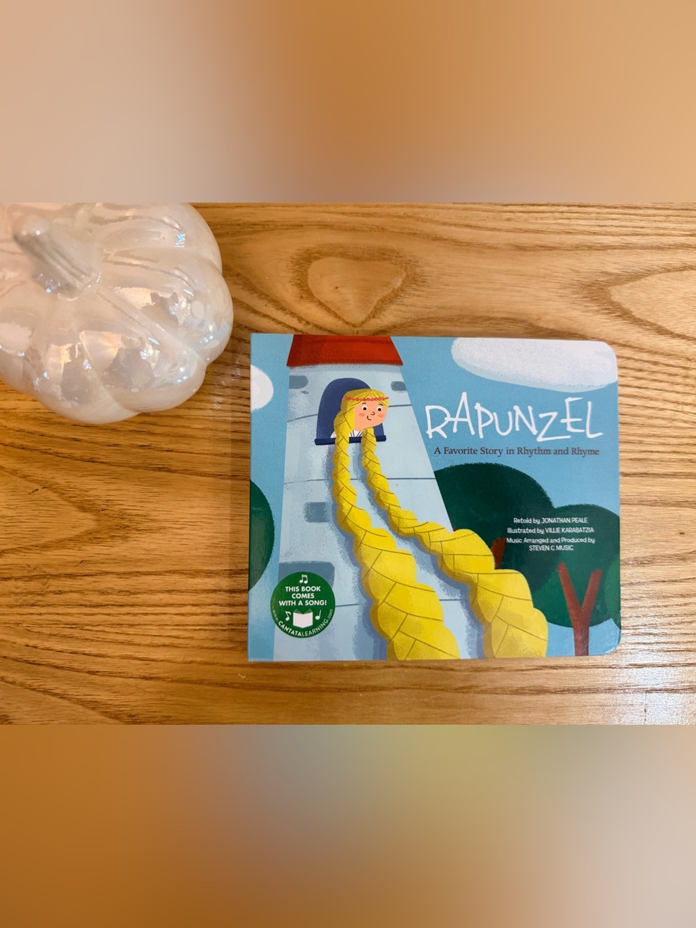 🌿10/$25 • Rapunzel A Favorite Story in Rhythm & Rhyme Boardbook